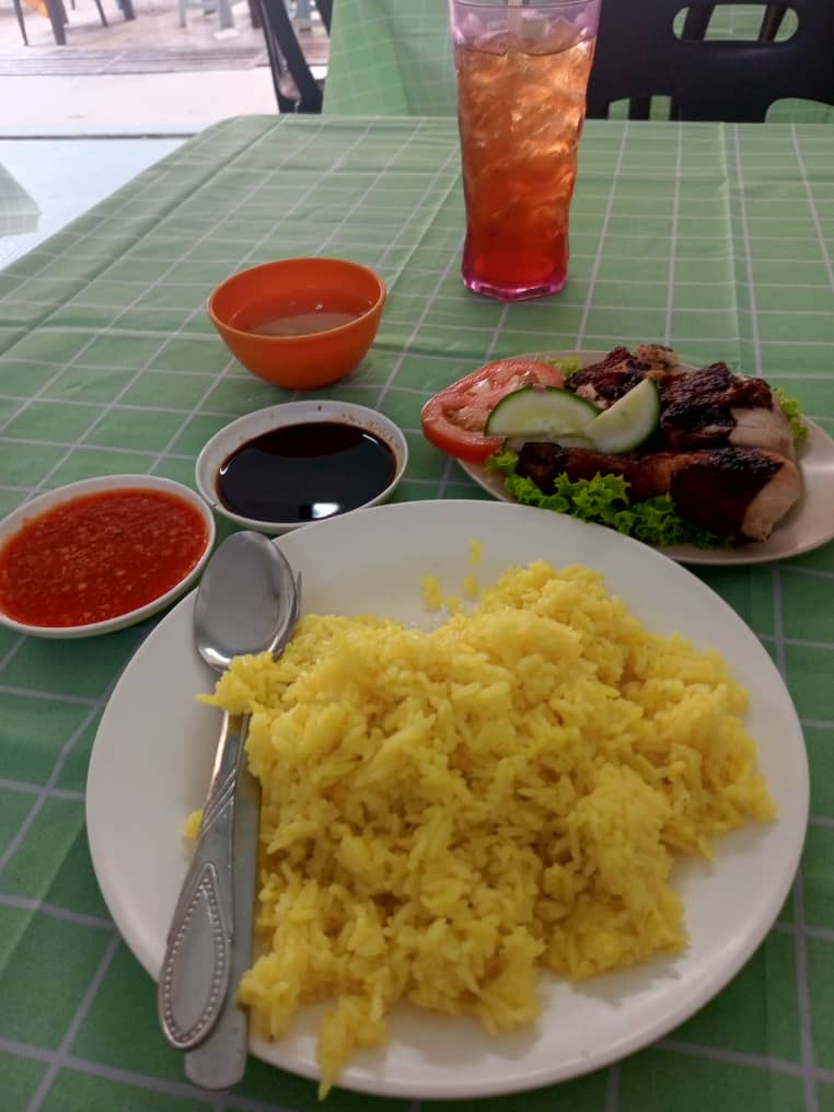 Kak Laily Chicken Rice 8
